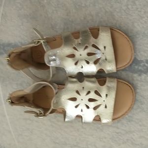 GIRLS SANDALS SIZE 11